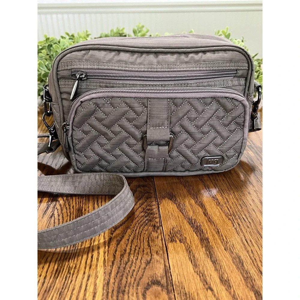 Lug Carousel Crossbody Belt Bag Purse Gray Brown Quilted Convertible